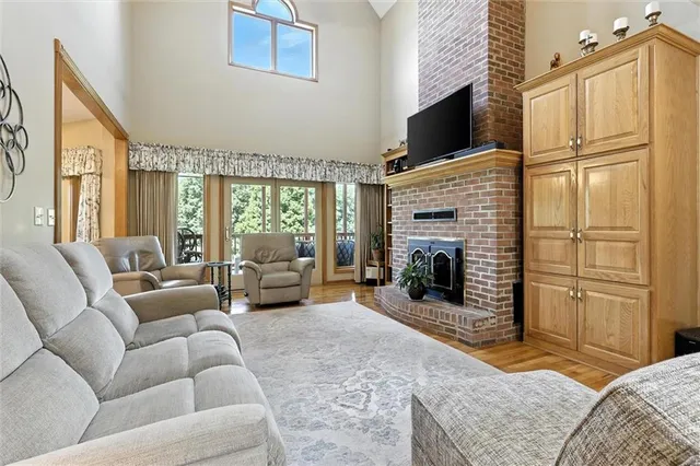 $1,300,000 | 7580 Southeast King Road, Holt, MO 64048