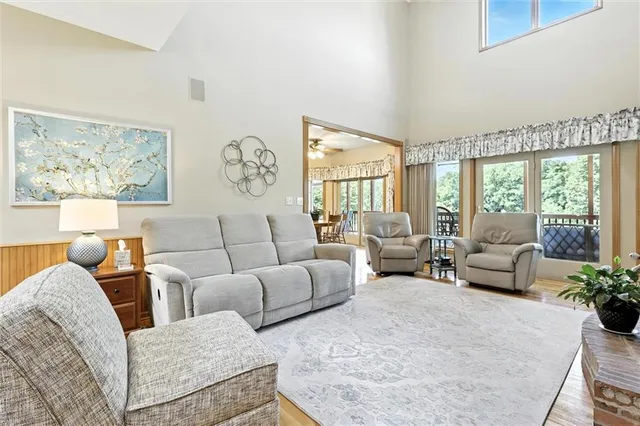 $1,300,000 | 7580 Southeast King Road, Holt, MO 64048