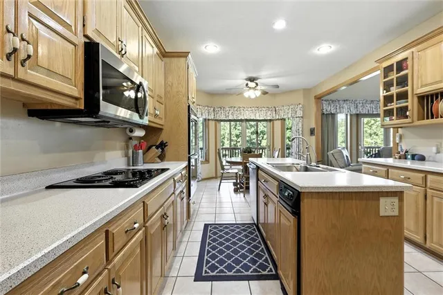 $1,300,000 | 7580 Southeast King Road, Holt, MO 64048