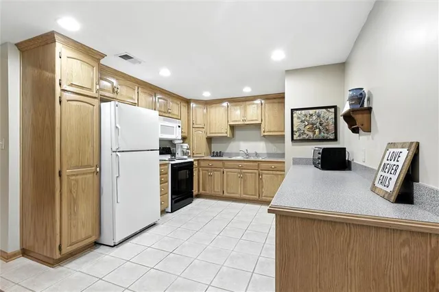 $1,300,000 | 7580 Southeast King Road, Holt, MO 64048