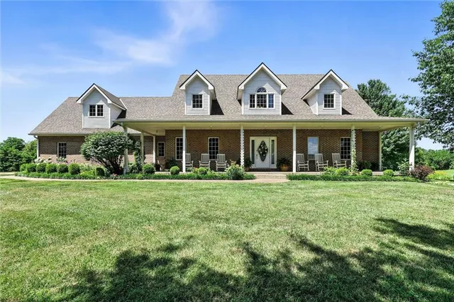 $1,300,000 | 7580 Southeast King Road, Holt, MO 64048