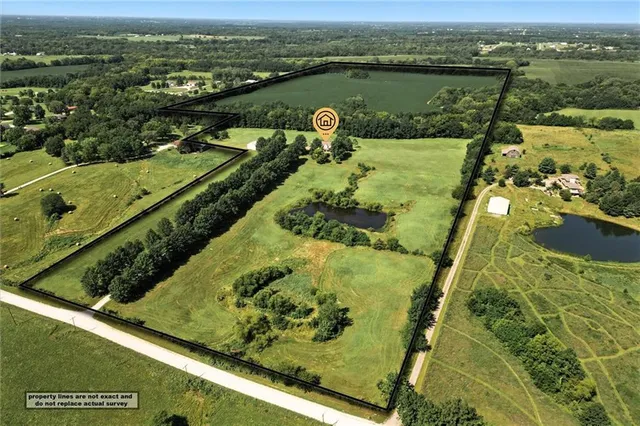 $1,300,000 | 7580 Southeast King Road, Holt, MO 64048