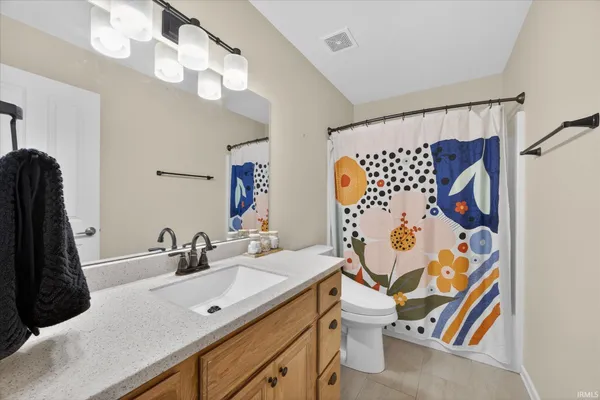 $655,000 | 6638 East Everett Arnold Drive, Bloomington, IN 47408