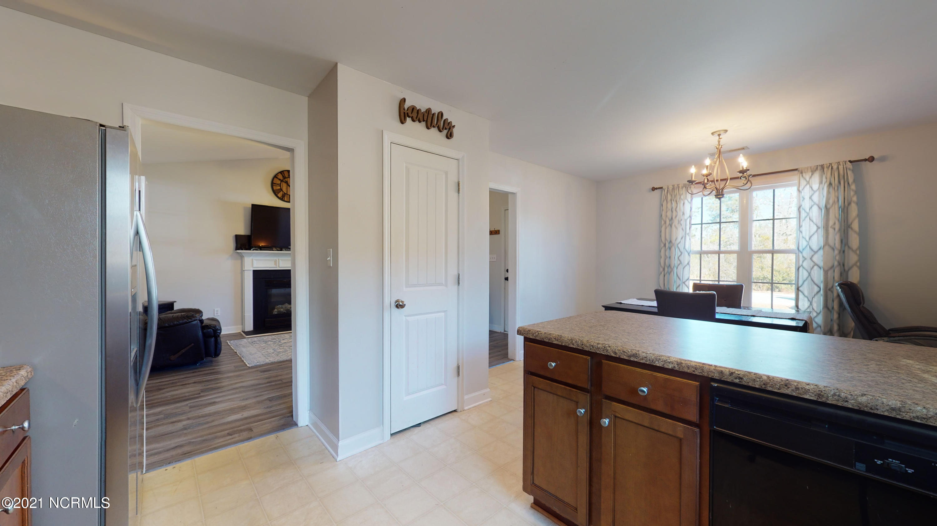 113 Blueberry Fields Road Maple Hill, NC 28454 - Photo 12 of 39 113 Blueberry Fields Road-33
