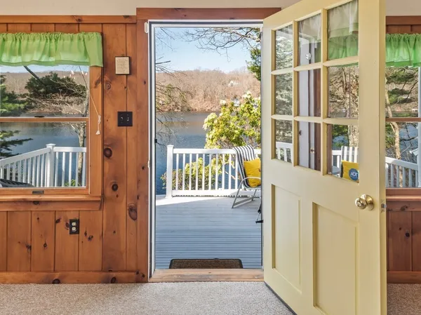 $895,000 | 19 Bennetts Road, Sturbridge, MA 01566