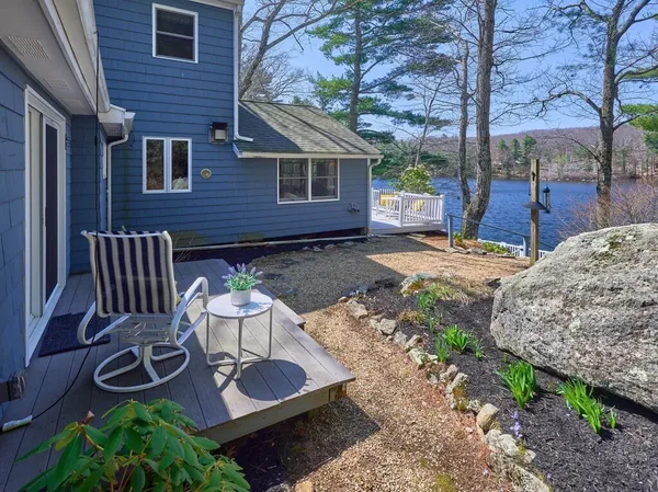 $895,000 | 19 Bennetts Road, Sturbridge, MA 01566