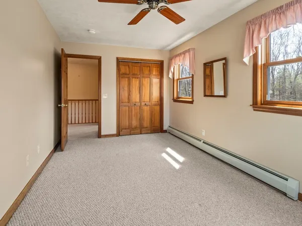 $895,000 | 19 Bennetts Road, Sturbridge, MA 01566