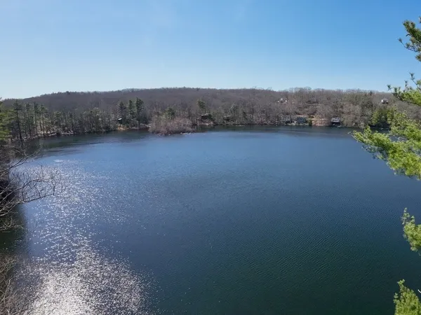 $895,000 | 19 Bennetts Road, Sturbridge, MA 01566