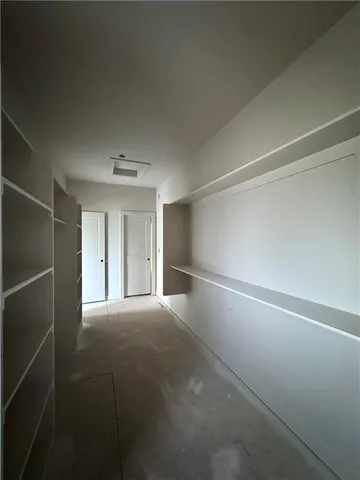 $635,229 | 7609 Northeast 103rd Terrace, Kansas City, MO 64157