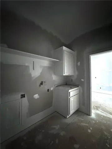 $635,229 | 7609 Northeast 103rd Terrace, Kansas City, MO 64157