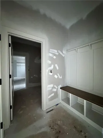 $635,229 | 7609 Northeast 103rd Terrace, Kansas City, MO 64157