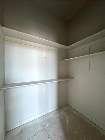 $635,229 | 7609 Northeast 103rd Terrace, Kansas City, MO 64157