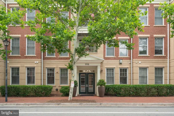 $3,400 | 1115 Cameron Street, Unit 101, Alexandria, VA 22314
