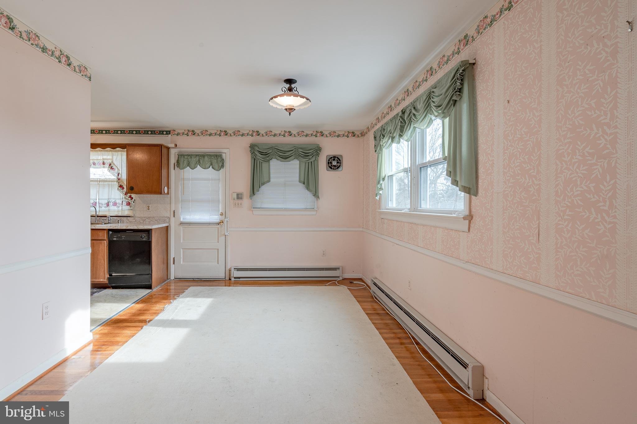 856 Sue Grove Road Baltimore, MD 21221 - Photo 15 of 67 Gallery Image 15