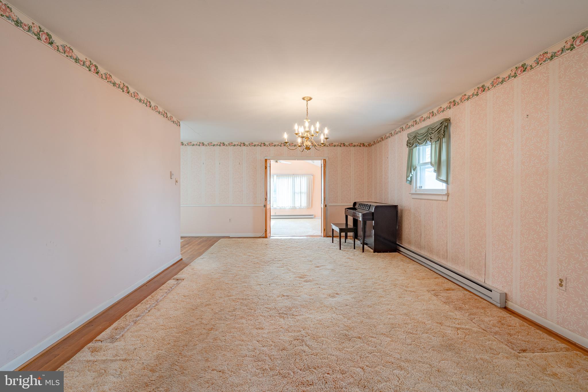 856 Sue Grove Road Baltimore, MD 21221 - Photo 16 of 67 Gallery Image 16