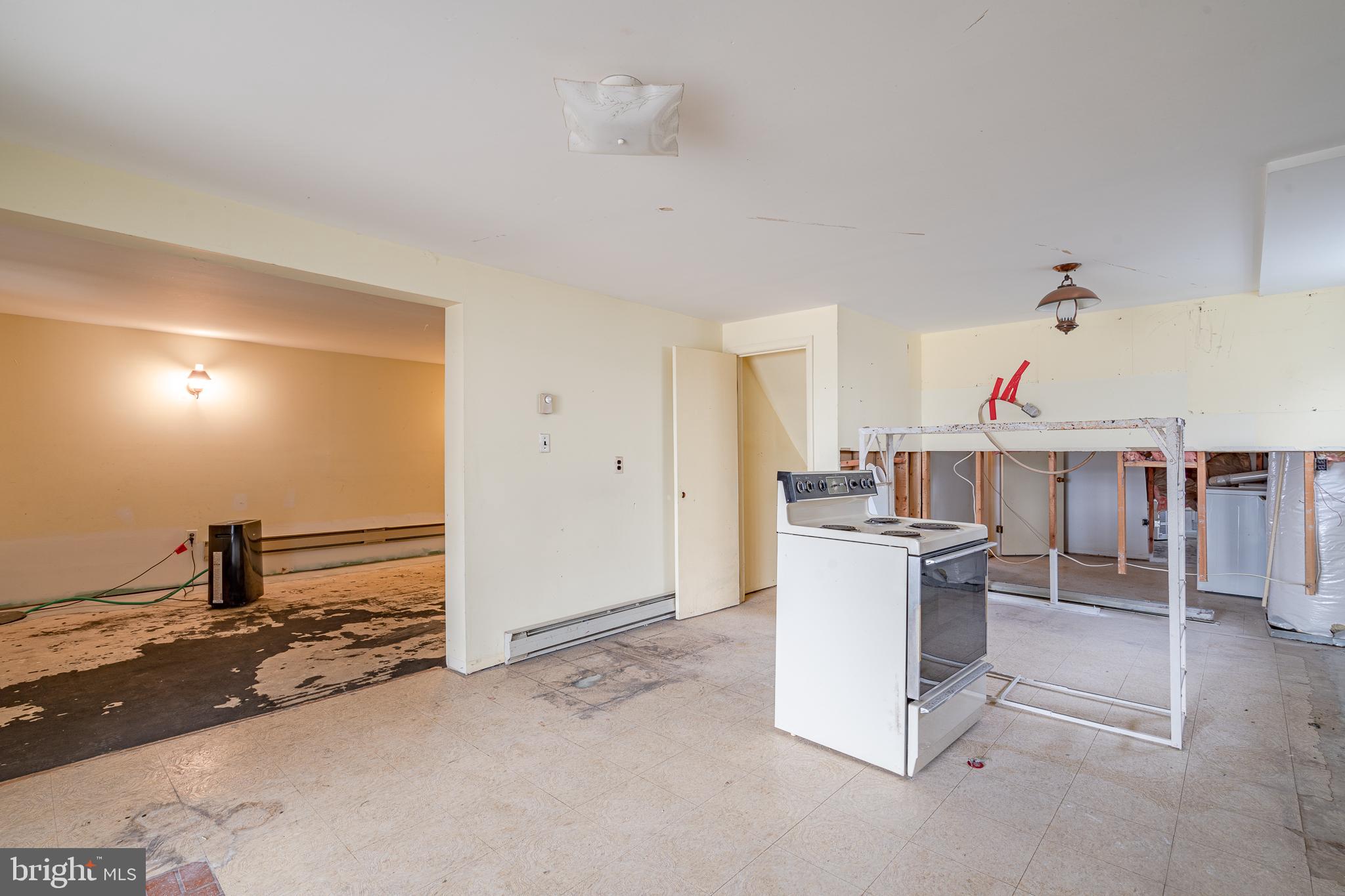 856 Sue Grove Road Baltimore, MD 21221 - Photo 33 of 67 Gallery Image 33