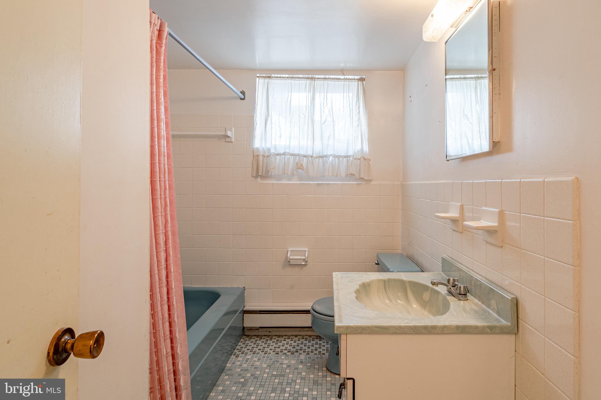 856 Sue Grove Road Baltimore, MD 21221 - Photo 34 of 67 Gallery Image 34