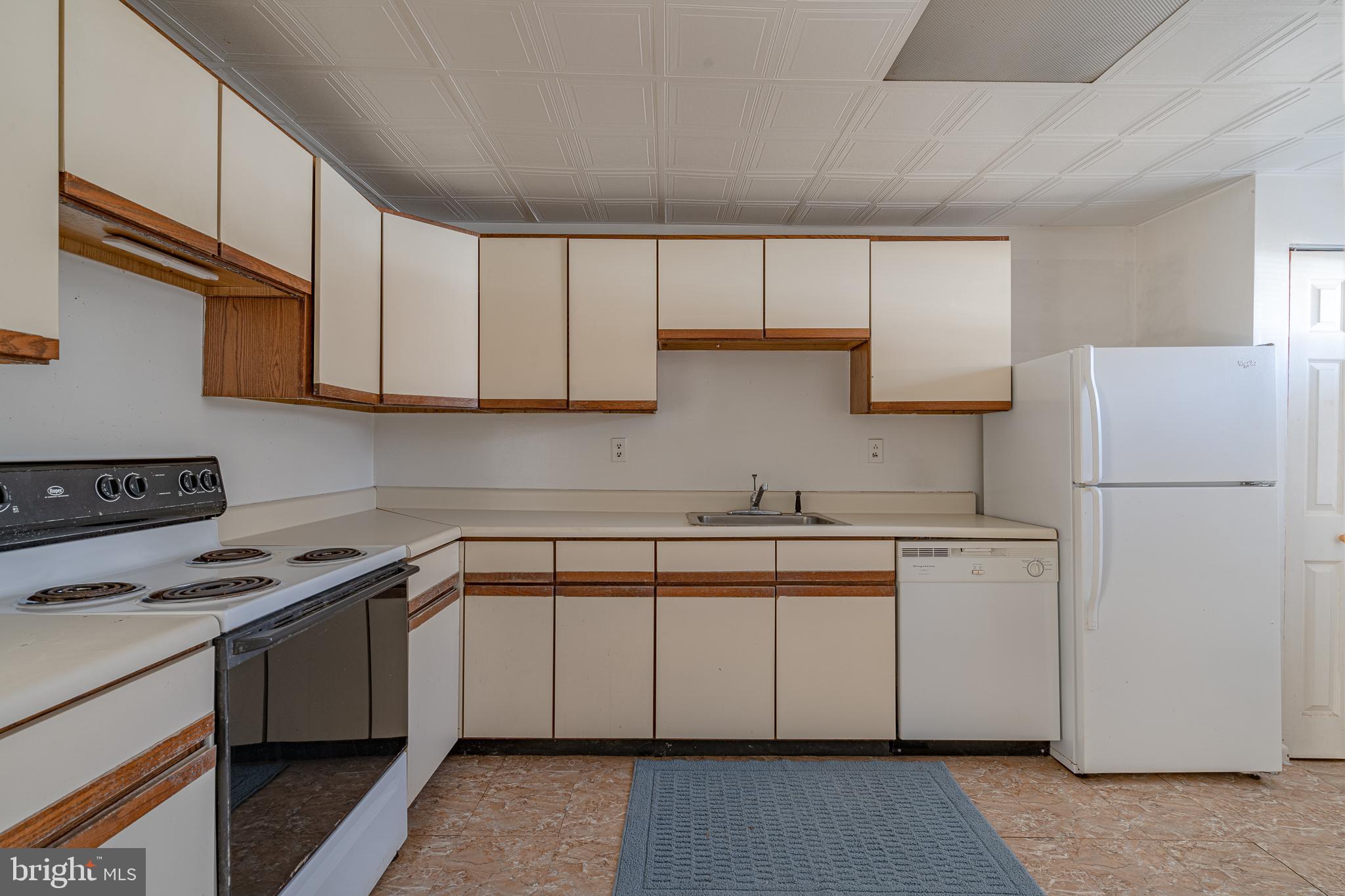 856 Sue Grove Road Baltimore, MD 21221 - Photo 39 of 67 Guest House/Rental Property