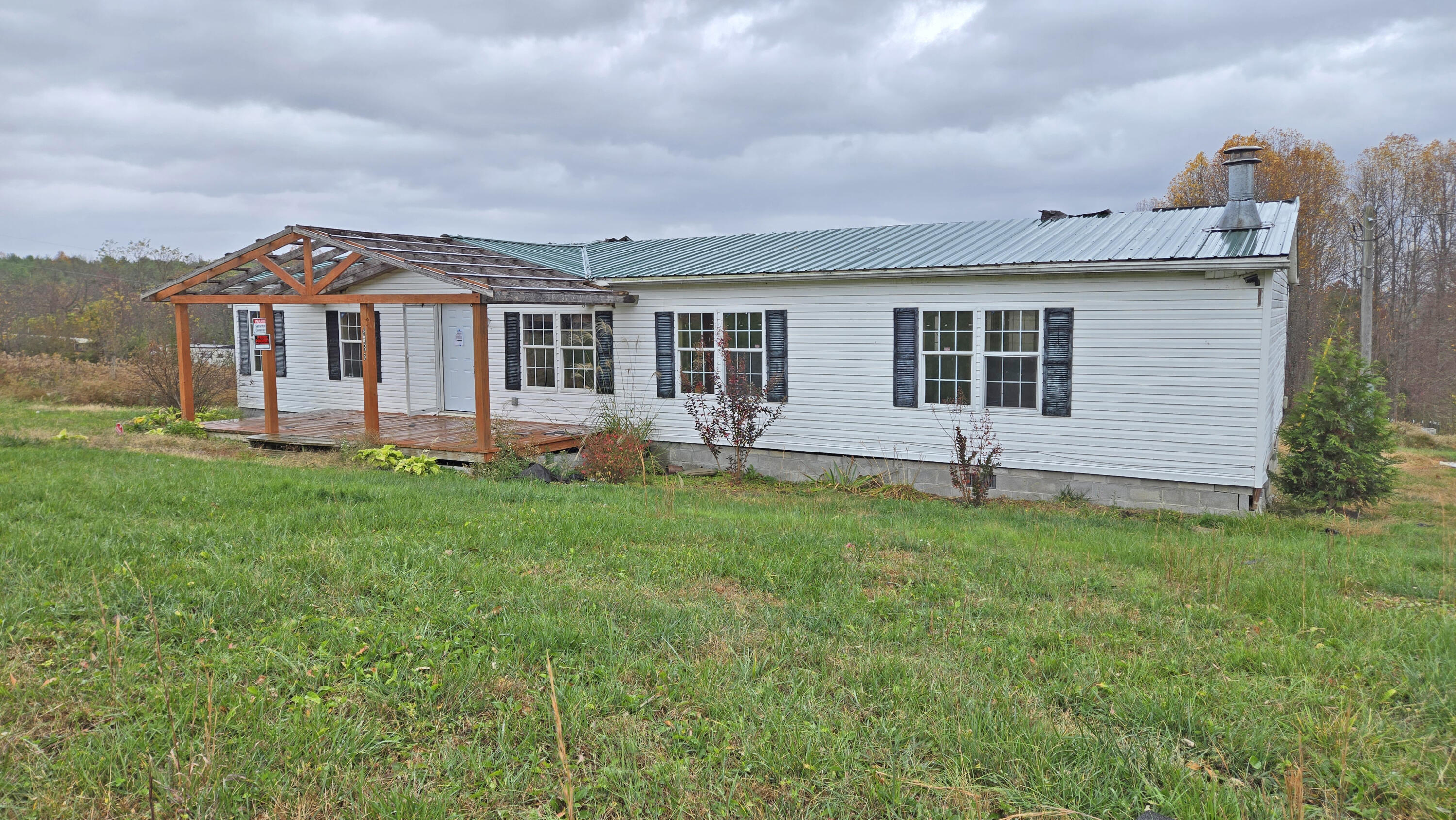 4885 Goddard Road Wallingford, KY 41093 - Photo 2 of 21 11