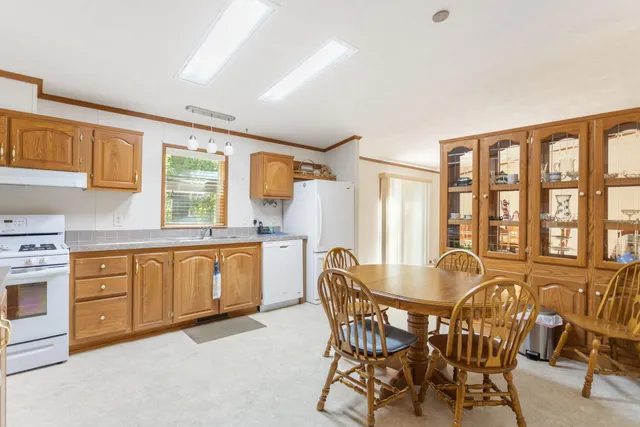 $389,900 | 608 Kentucky Avenue, South Haven, MI 49090