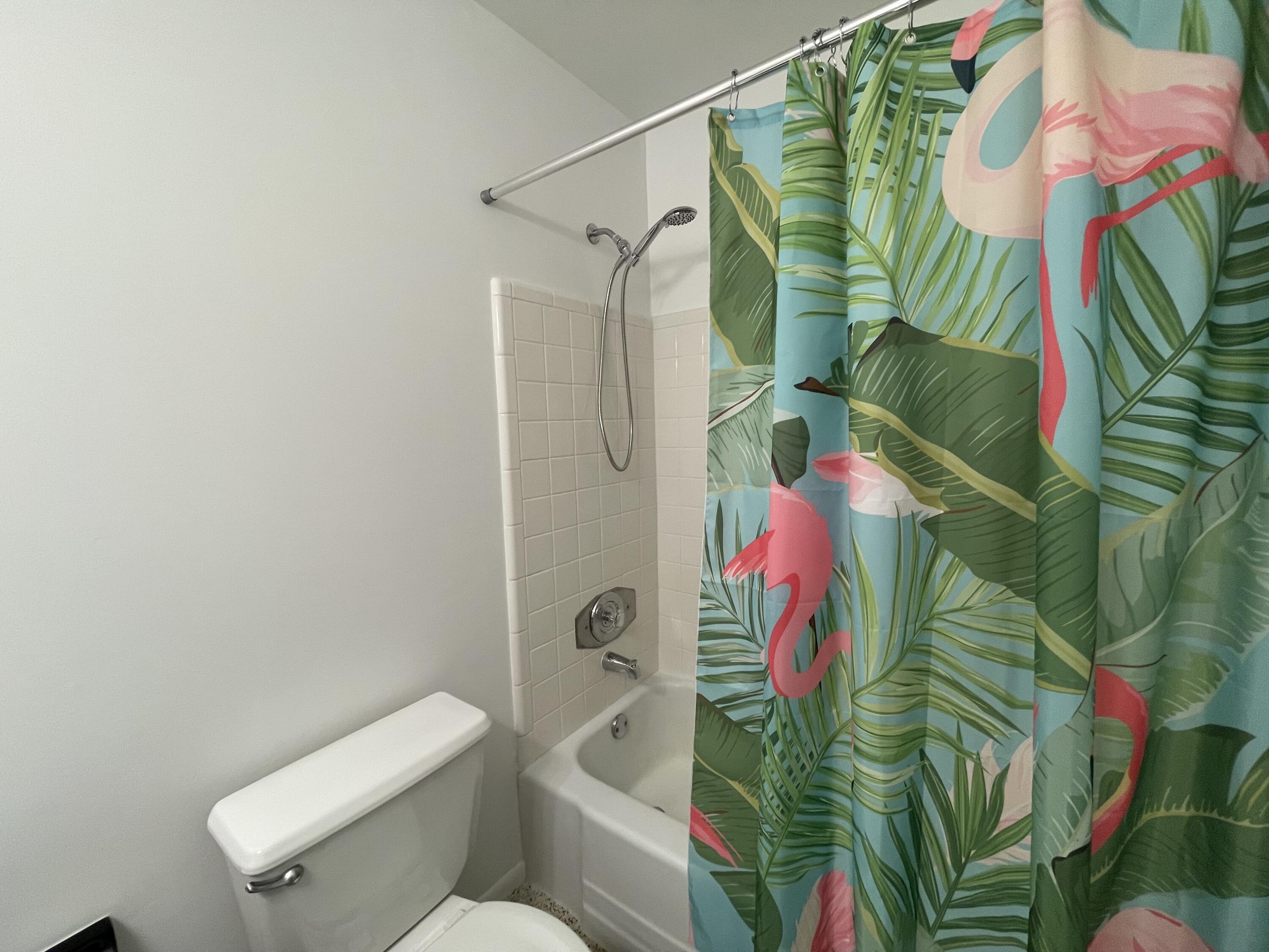 1166 Southwest 4th Street Boca Raton, FL 33486 - Photo 10 of 38 Guest Bath