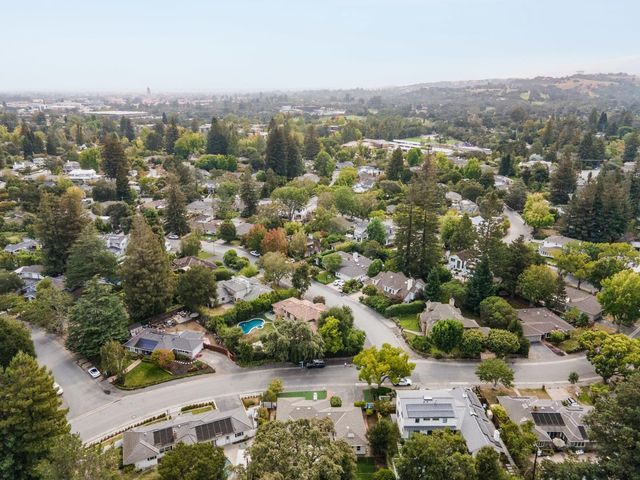 $3,550,000 | 851 Stanford Avenue, Menlo Park, CA 94025