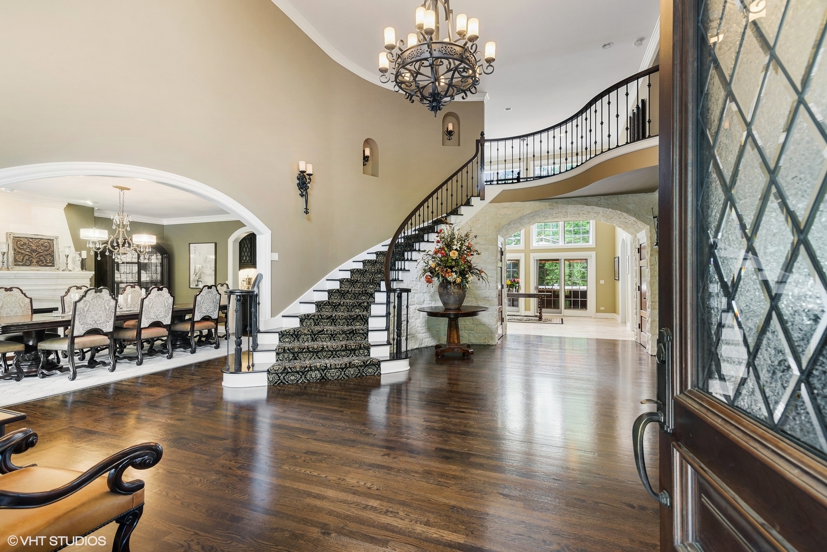 19 Riderwood Road North Barrington, IL 60010 - Photo 3 of 57