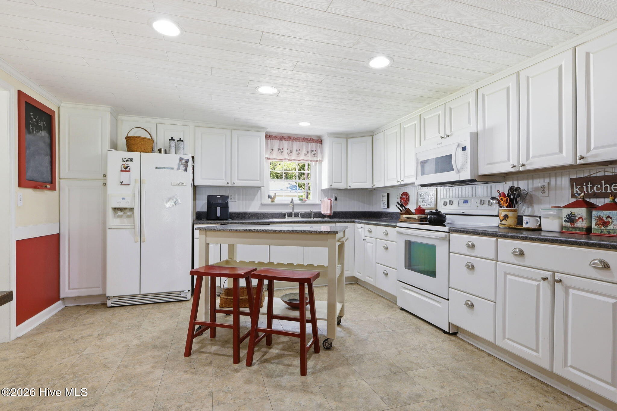 2379 Mill Creek Road Newport, NC 28570 - Photo 12 of 45