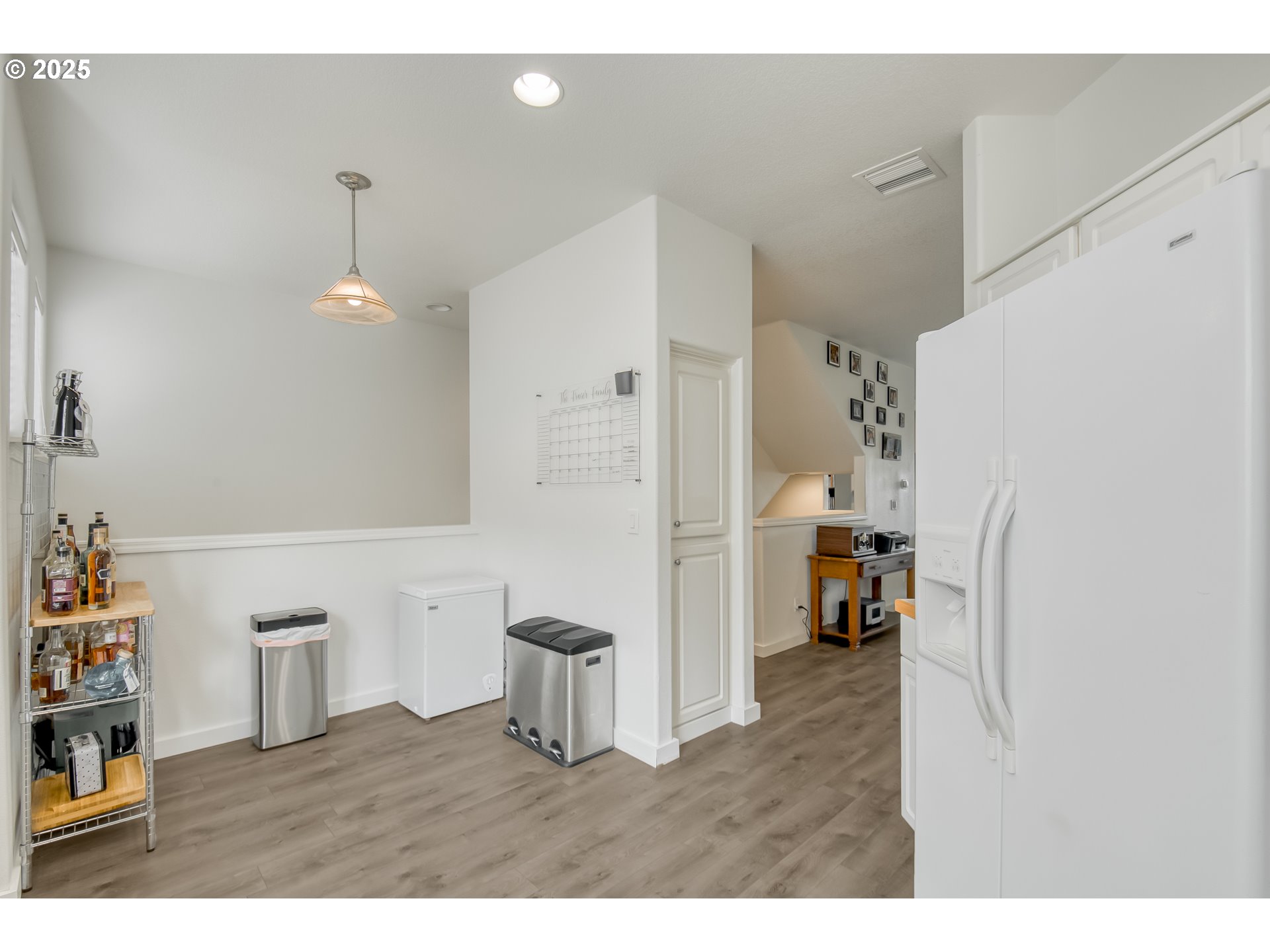 11220 Southwest Buffalo Place Portland, OR 97223 - Photo 13 of 33