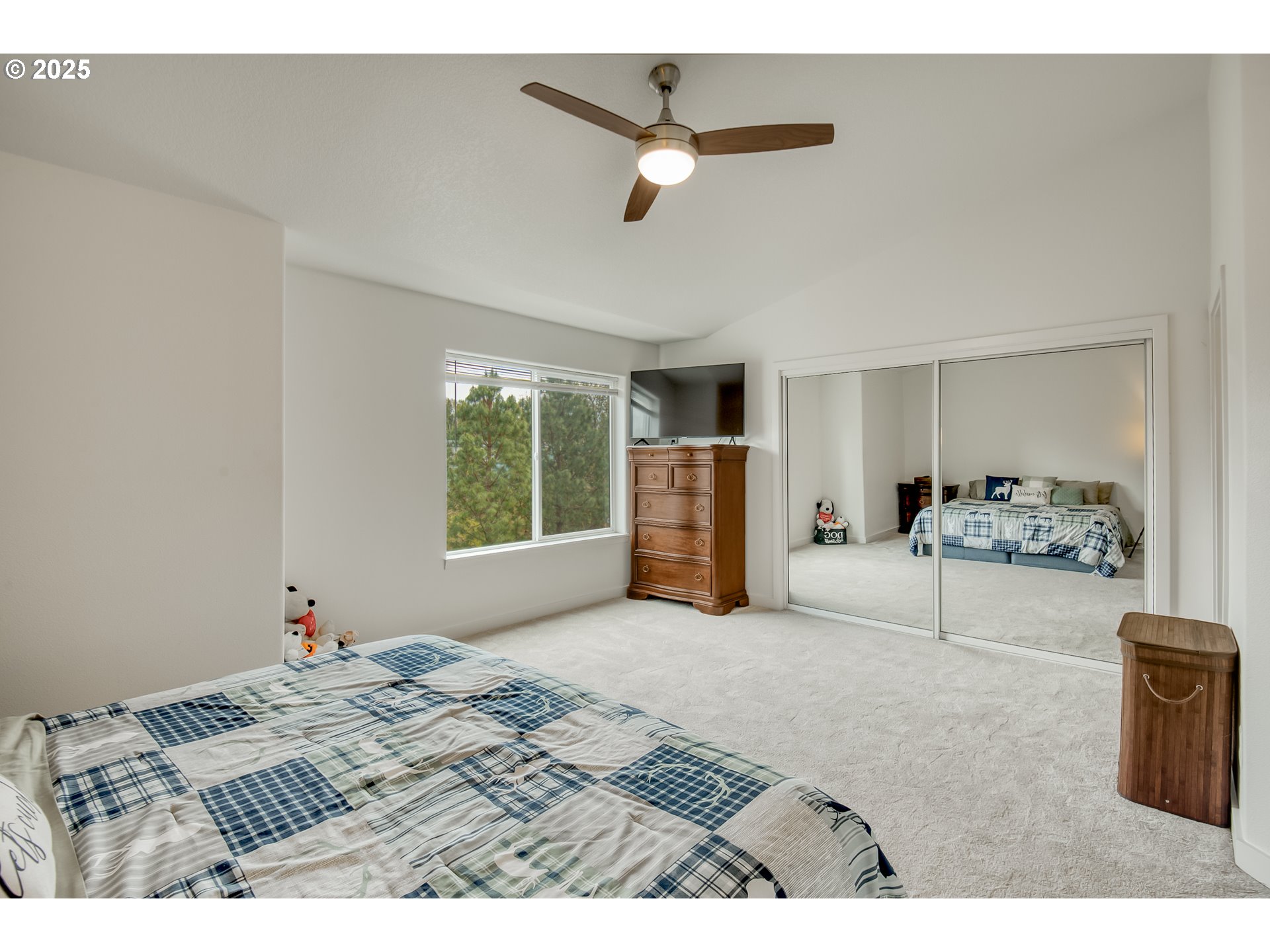 11220 Southwest Buffalo Place Portland, OR 97223 - Photo 15 of 33