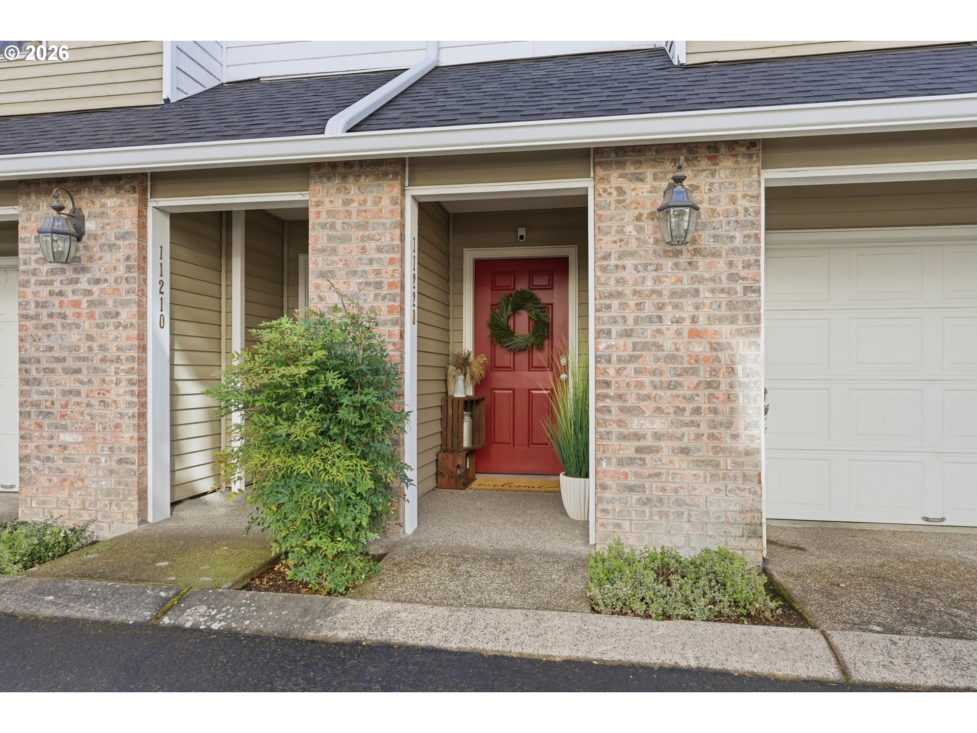 11220 Southwest Buffalo Place Portland, OR 97223 - Photo 2 of 33