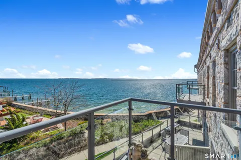 $1,495,000 | 8 Stonington Commons, Unit 22, Stonington, CT 06378