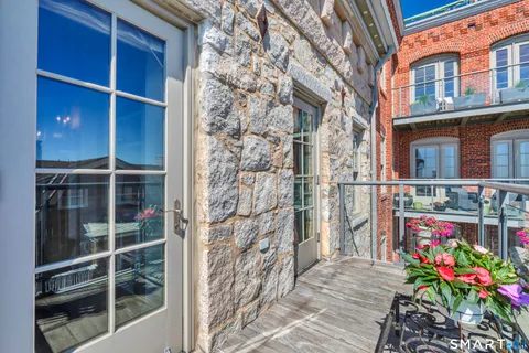 $1,495,000 | 8 Stonington Commons, Unit 22, Stonington, CT 06378