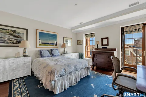 $1,495,000 | 8 Stonington Commons, Unit 22, Stonington, CT 06378