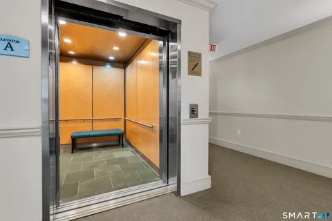 $1,495,000 | 8 Stonington Commons, Unit 22, Stonington, CT 06378