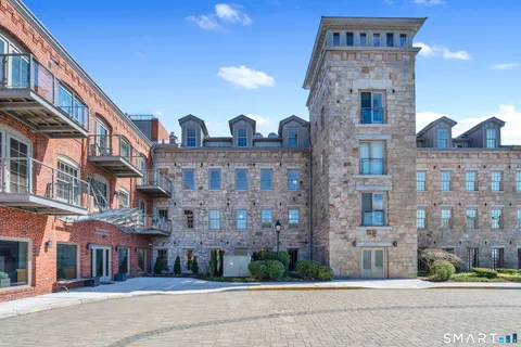 $1,495,000 | 8 Stonington Commons, Unit 22, Stonington, CT 06378