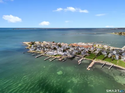 $1,495,000 | 8 Stonington Commons, Unit 22, Stonington, CT 06378