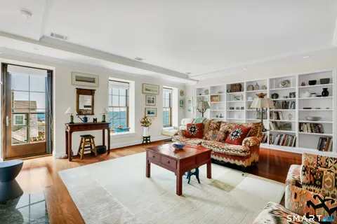 $1,495,000 | 8 Stonington Commons, Unit 22, Stonington, CT 06378