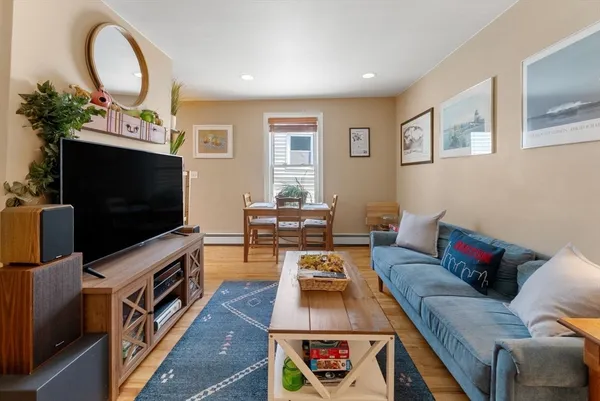 $715,000 | 295 River Street, Unit 3R, Cambridge, MA 02139