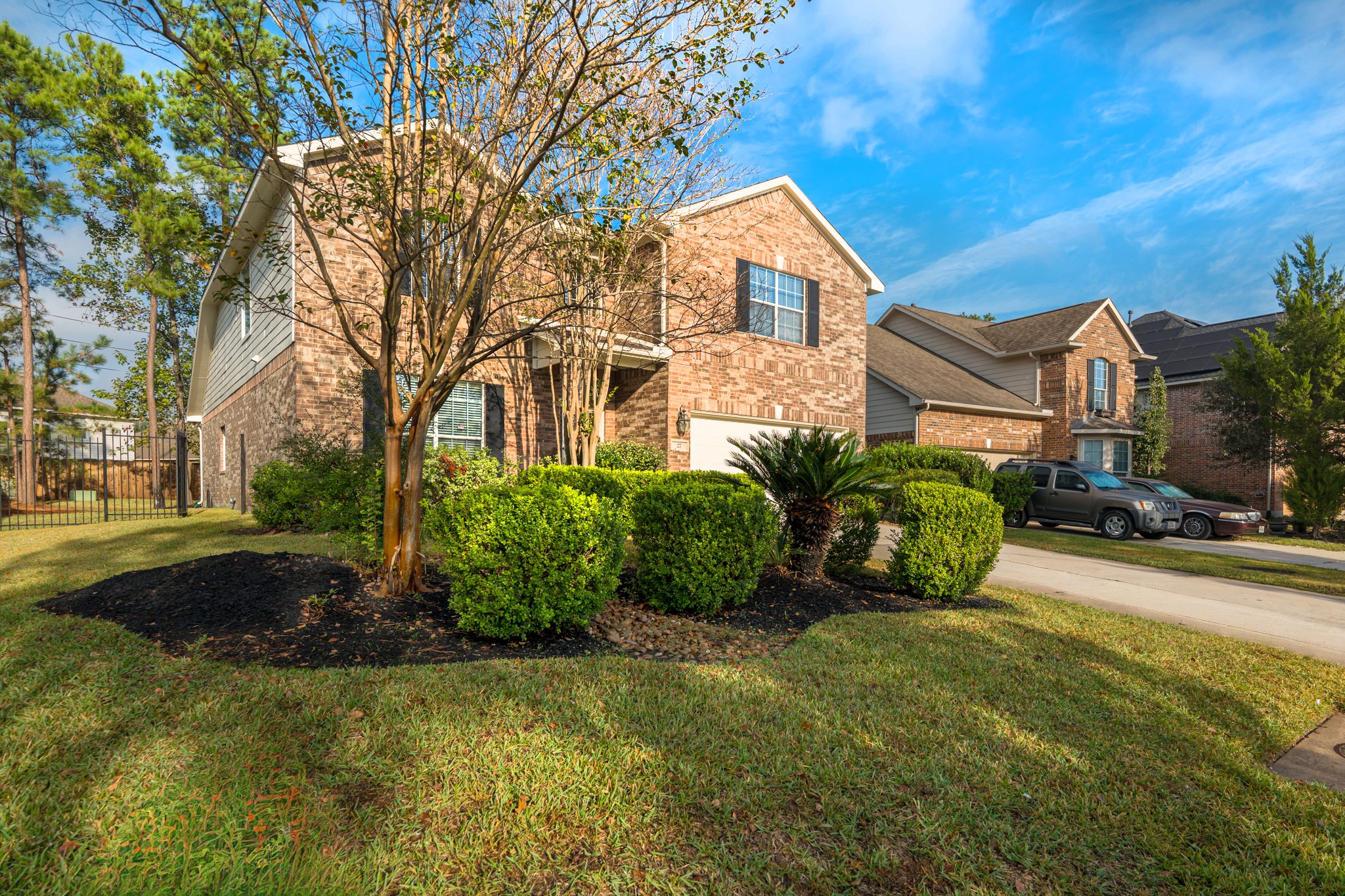 27 Fraiser Fir Place Spring, TX 77389 - Photo 10 of 43