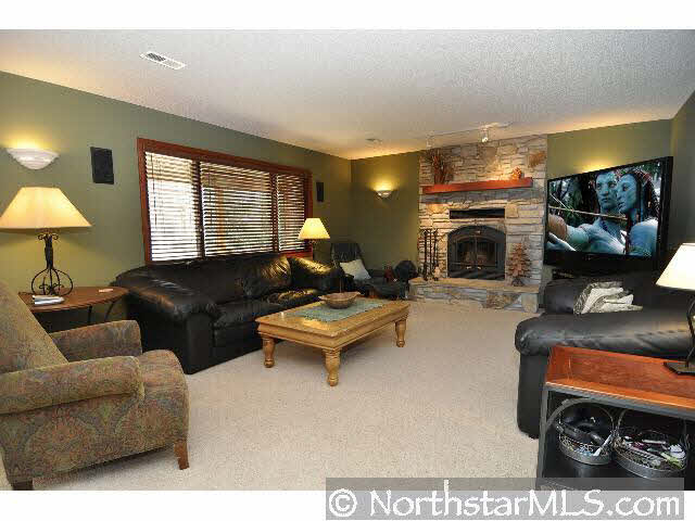 15329 Elm Road North Maple Grove, MN 55311 - Photo 9 of 10