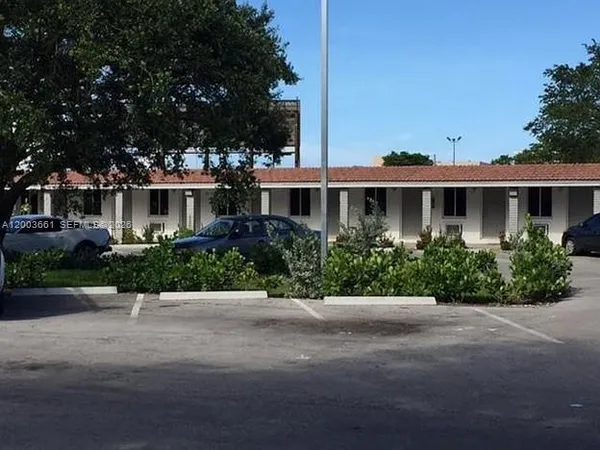 $1,150 | 371 Northeast 80th Terrace, Unit 12, Miami, FL 33138