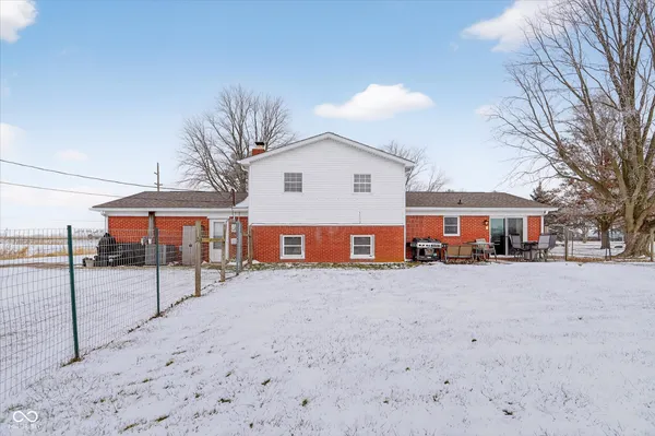 $320,000 | 6433 West State Road 47, Lebanon, IN 46071
