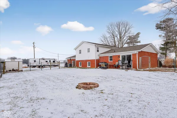 $320,000 | 6433 West State Road 47, Lebanon, IN 46071