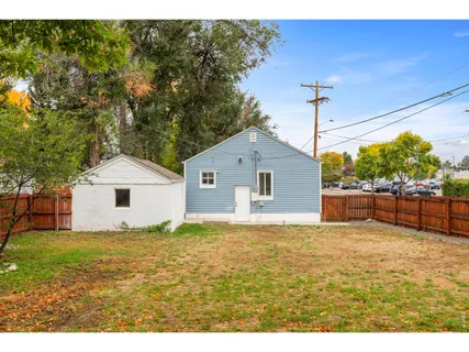 a house view with a outdoor space