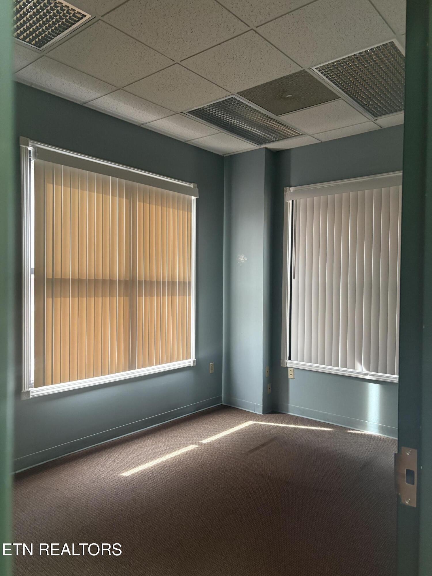 2909 Decatur Highway Kingston, TN 37763 - Photo 4 of 14 IMG_2488