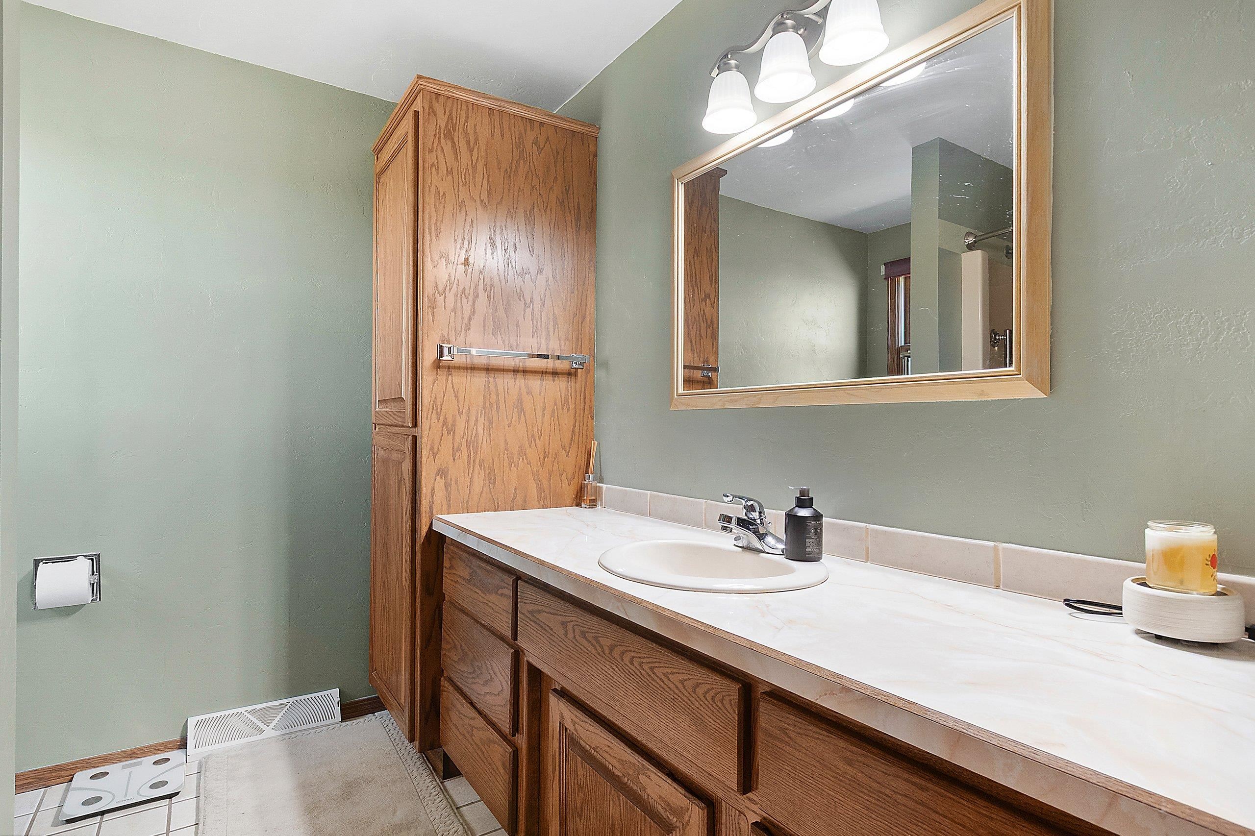674 Swan Road De Pere, WI 54115 - Photo 24 of 51