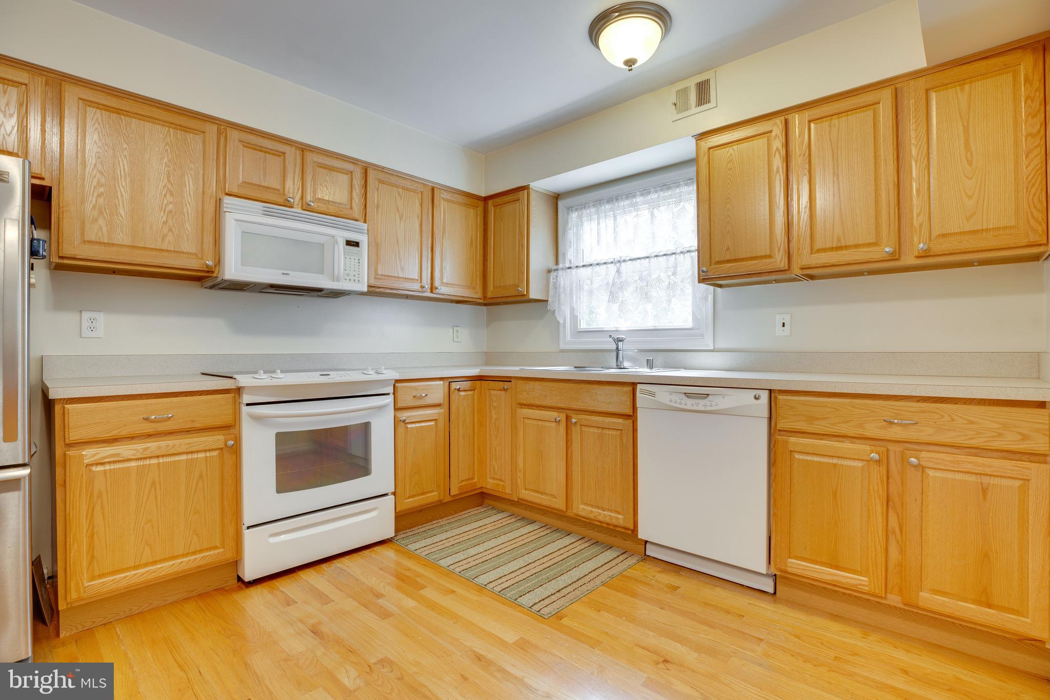 8331 Wickham Road Springfield, VA 22152 - Photo 14 of 31