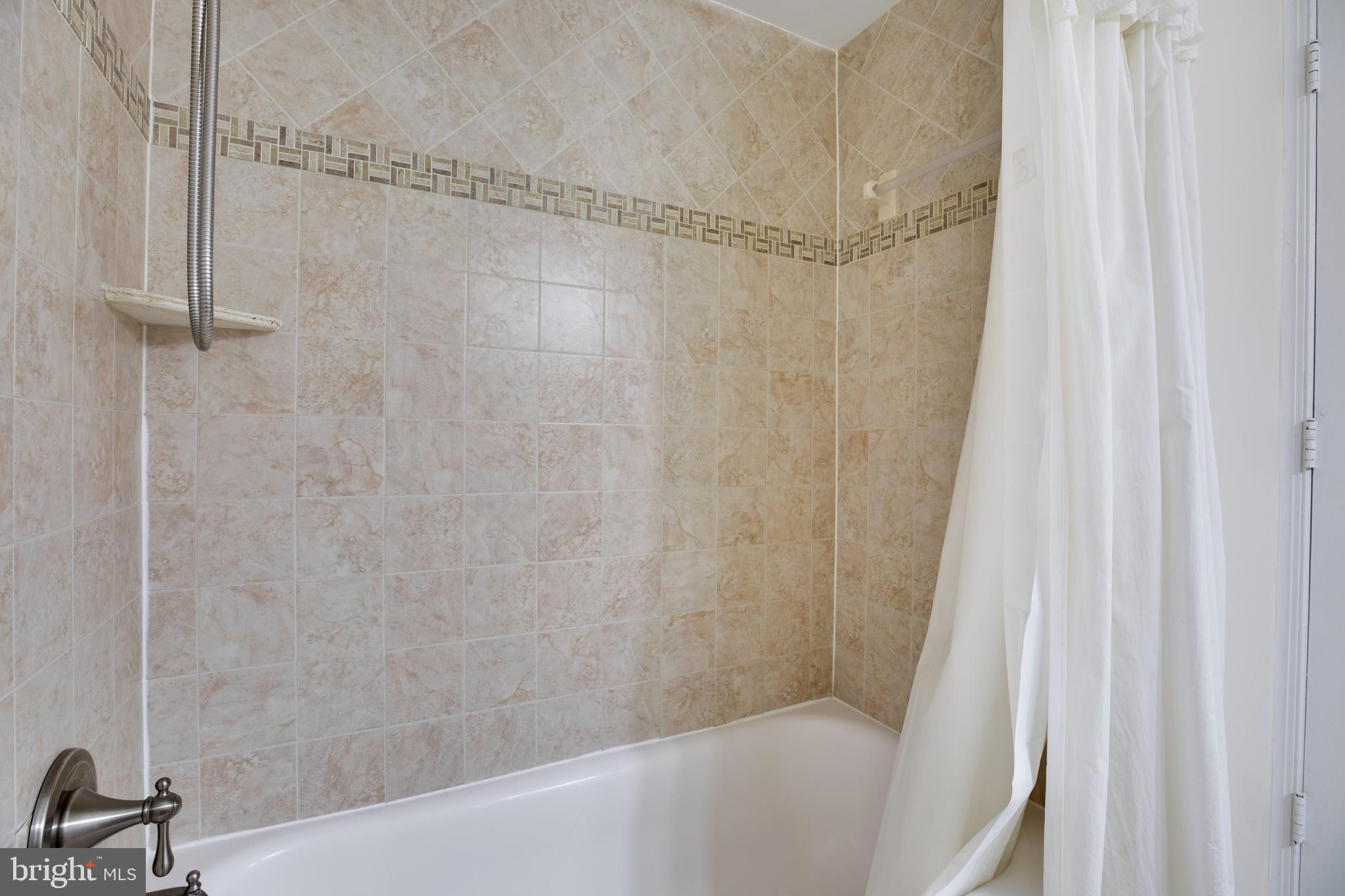 8331 Wickham Road Springfield, VA 22152 - Photo 21 of 31