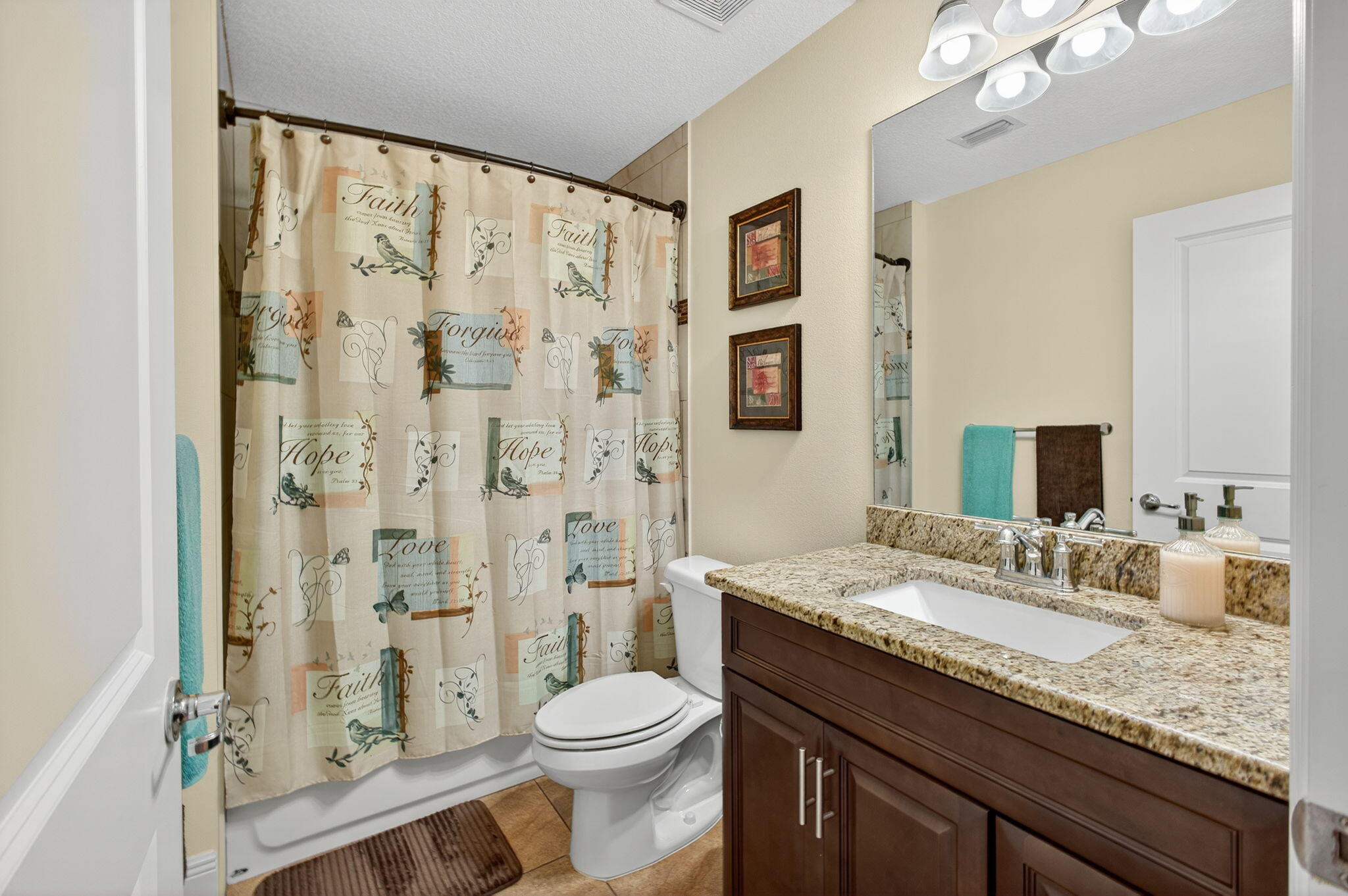 2614 Southwest Fairgreen Road Port St. Lucie, FL 34987 - Photo 28 of 37 13-web-or-mls-013_5P1A2359